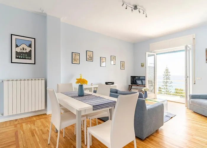 Apartment Fronte Mare 